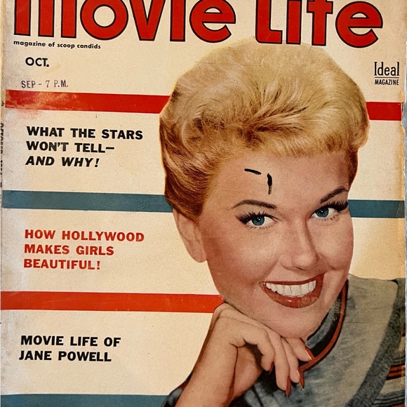 Go back to old Hollywood with these classic vintage magazines from 1940s-1950s. - Picture 12 of 14